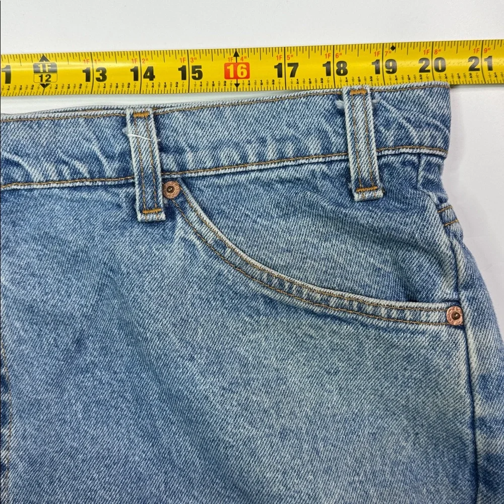 Vintage Levi's 550 Denim Shorts Orange Tag Size 42